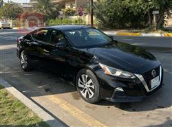 نیسان ئەلتیما